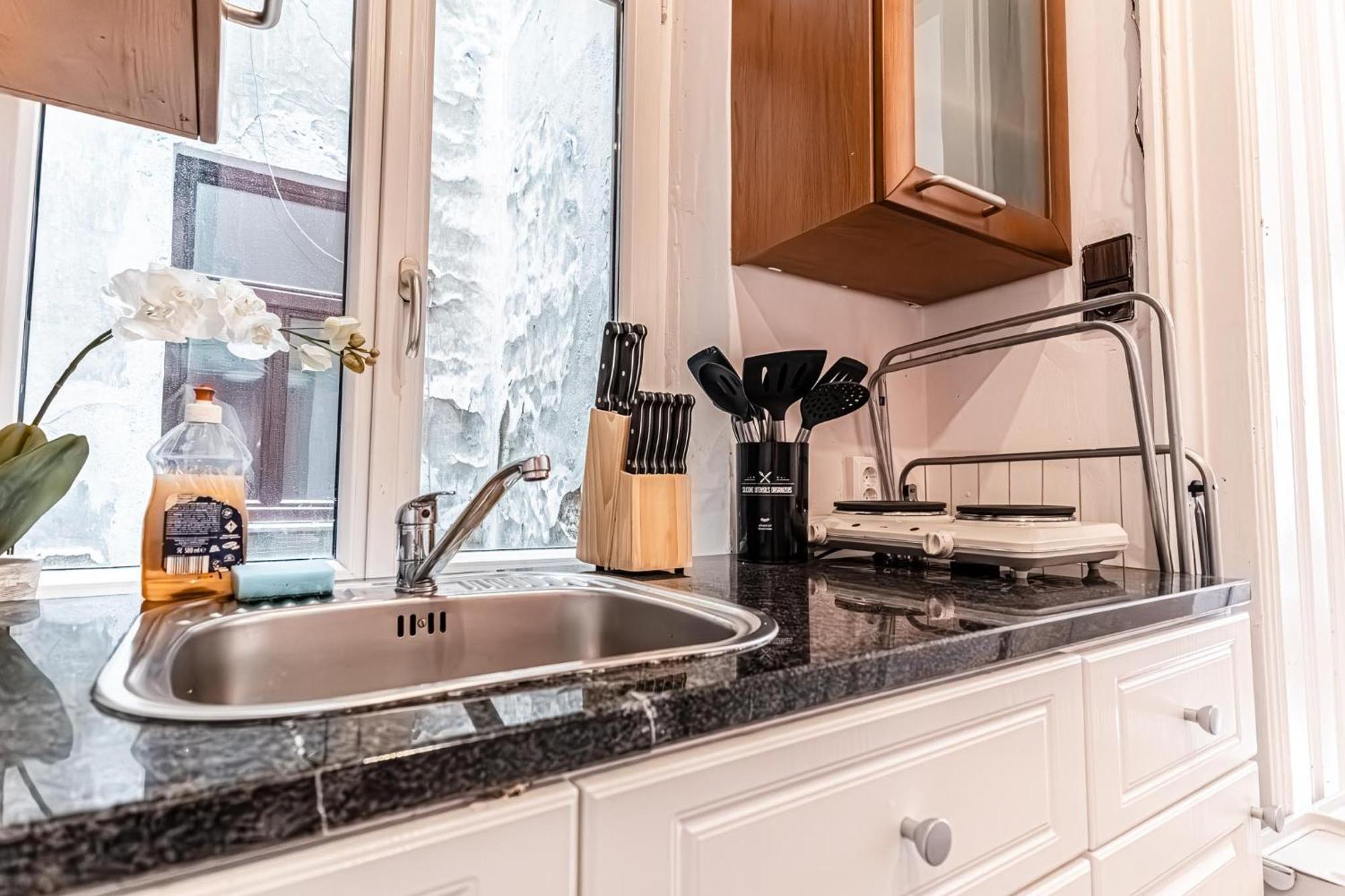 Lovely 1Br Apt. Near Akh Hospital Вена Экстерьер фото